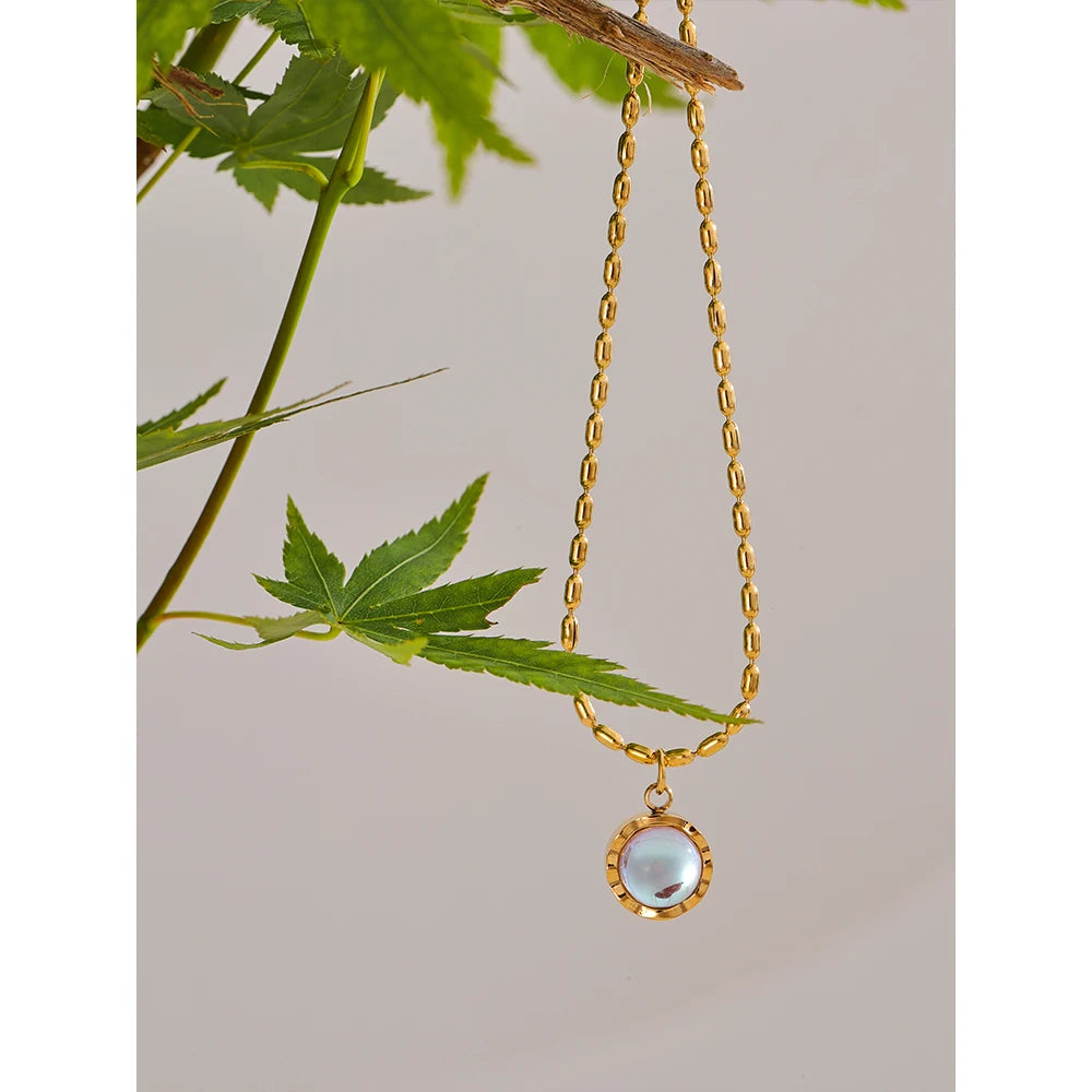 Isalene  Necklaces Celeste Moonstone Pendant Necklace
