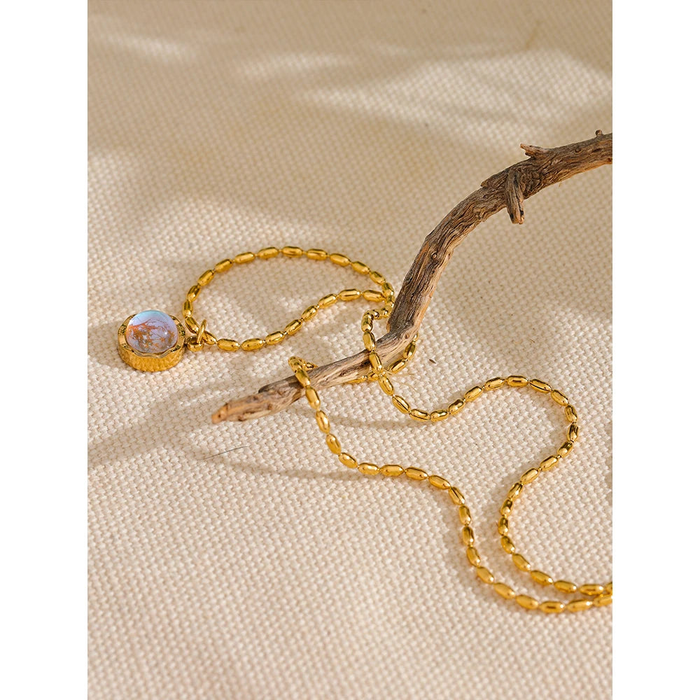 Isalene  Necklaces Celeste Moonstone Pendant Necklace