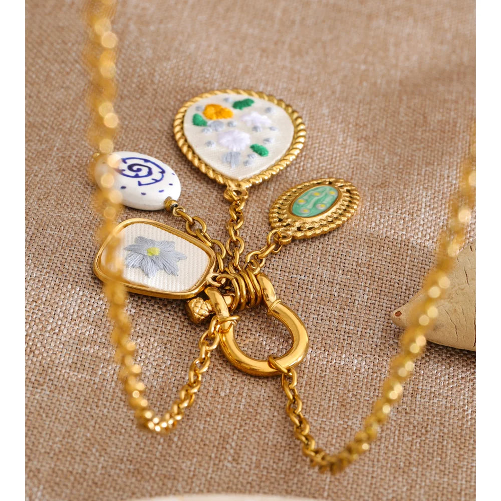 Isalene  Necklaces Gold Eloria Garden Charm Necklace