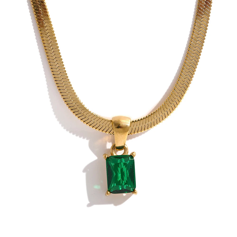 Isalene  Necklaces Gold / Emerald Green Vela Baguette Pendant Necklace