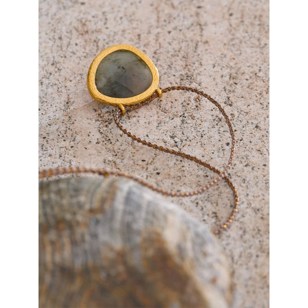 Isalene  Necklaces Gold Isadora Stone Pendant Necklace