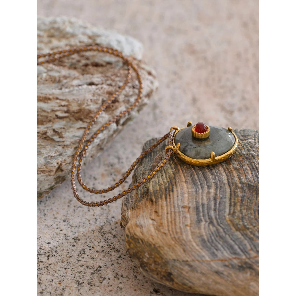 Isalene  Necklaces Gold Isadora Stone Pendant Necklace
