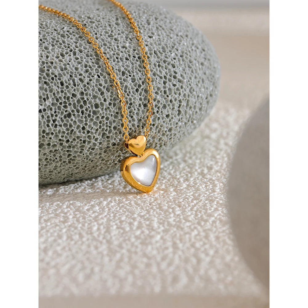 Isalene  Necklaces Gold Luminous Heart Pendant Necklace