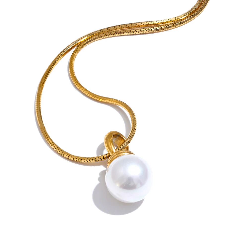 Isalene  Necklaces Gold Luna Pearl Drop Necklace