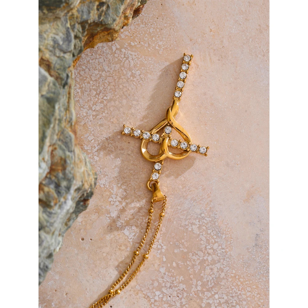 Isalene  Necklaces Gold Noelle Heart Cross Necklace