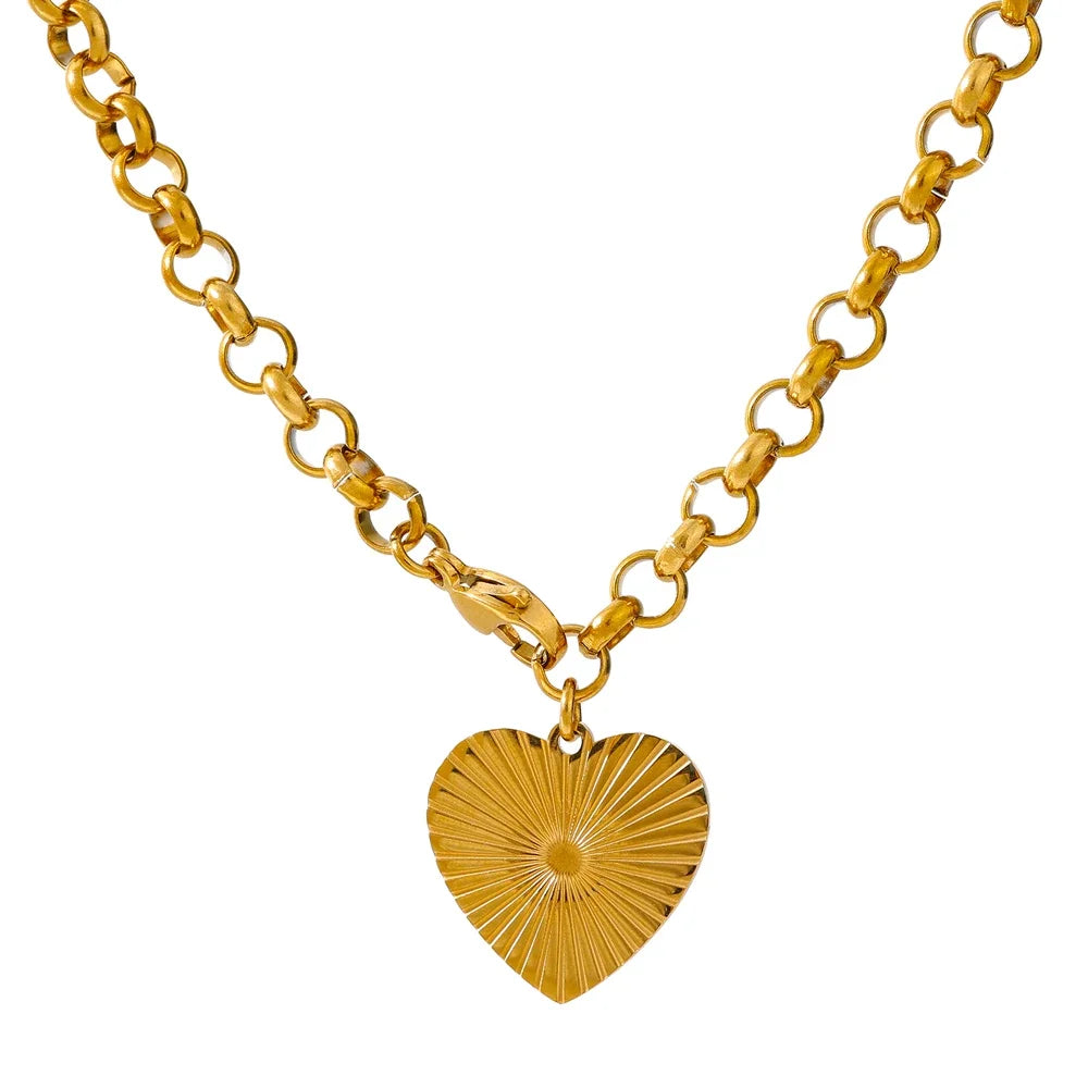 Isalene  Necklaces Gold Radiant Heart Chain Necklace