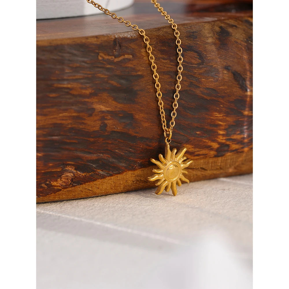 Isalene  Necklaces Gold Solara Sun Pendant Necklace