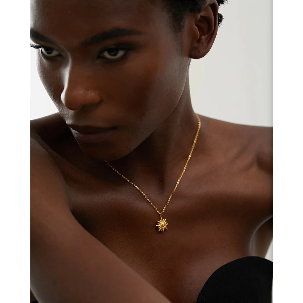 Isalene  Necklaces Gold Solara Sun Pendant Necklace