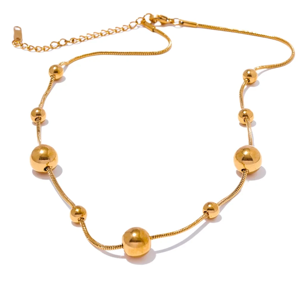 Isalene  Necklaces Gold Stella Orb Necklace