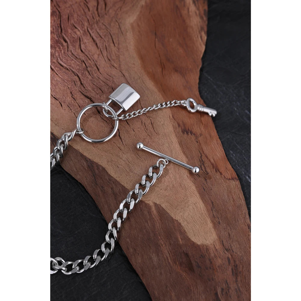 Isalene  Necklaces Luna Lock & Key Necklace