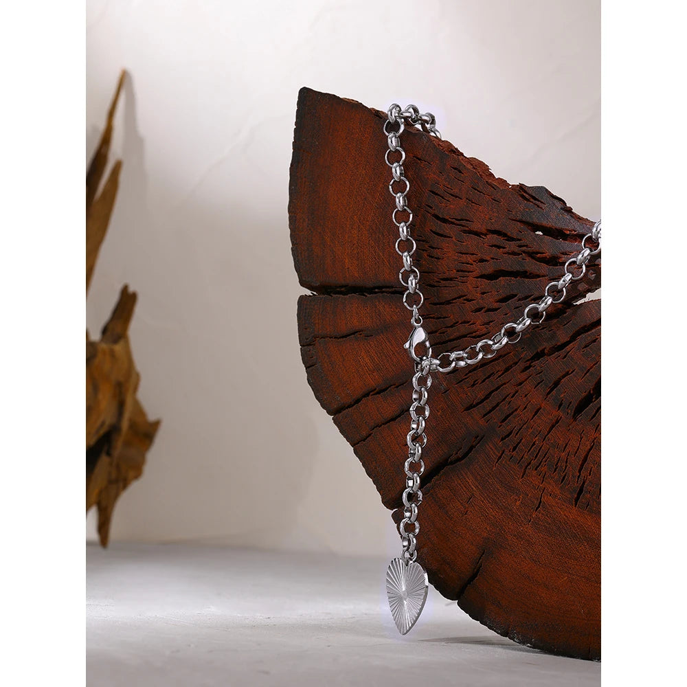 Isalene  Necklaces Radiant Heart Chain Necklace