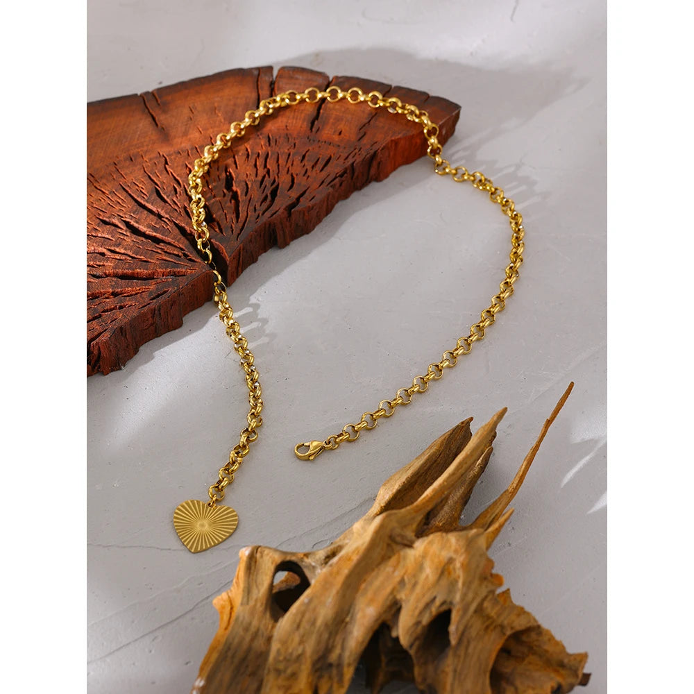 Isalene  Necklaces Radiant Heart Chain Necklace