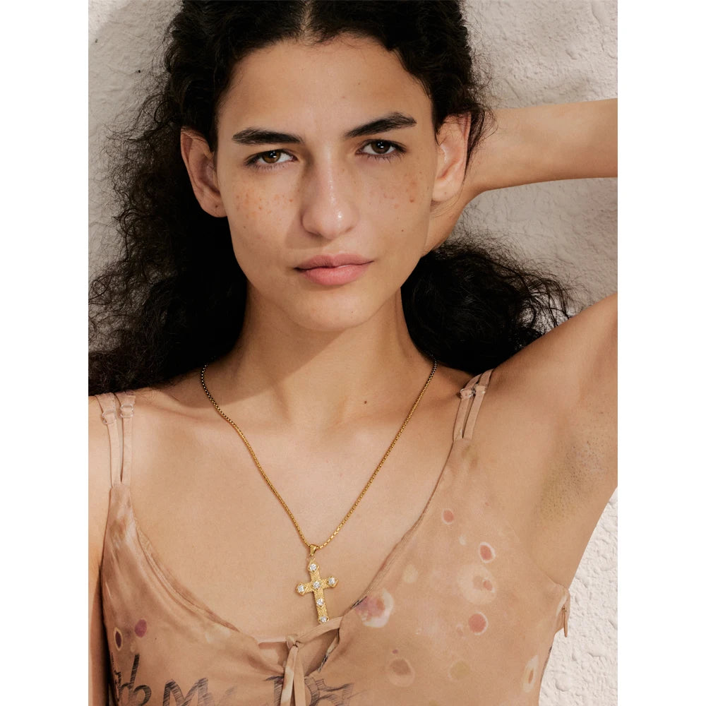 Isalene  Necklaces Sienna Cross Necklace