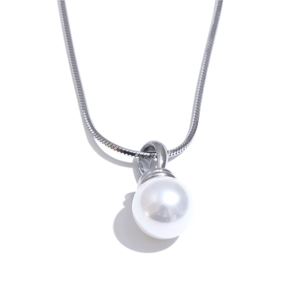 Isalene  Necklaces Silver Luna Pearl Drop Necklace