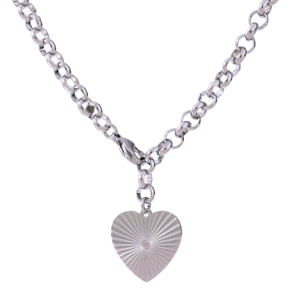 Isalene  Necklaces Silver Radiant Heart Chain Necklace