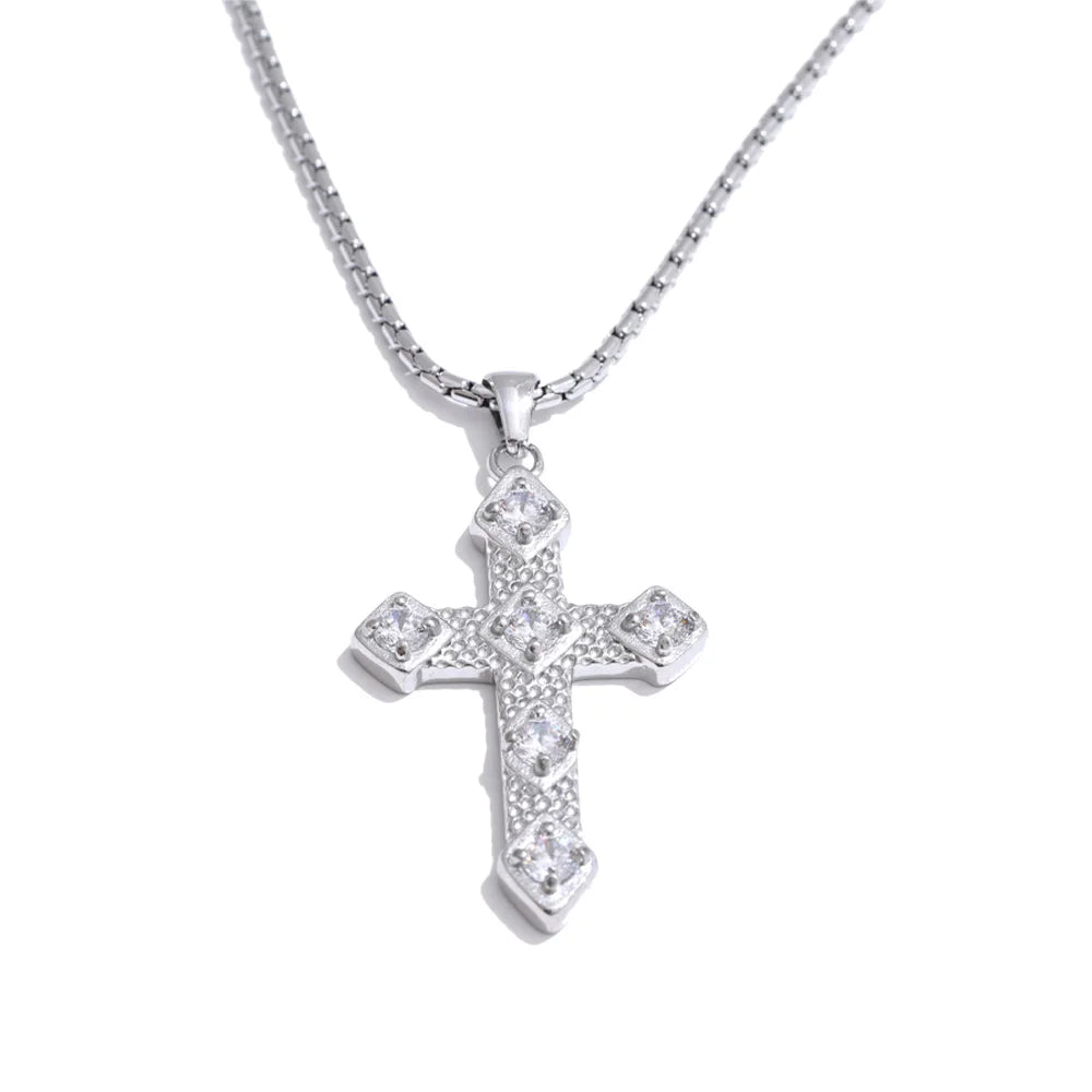 Isalene  Necklaces Silver Sienna Cross Necklace