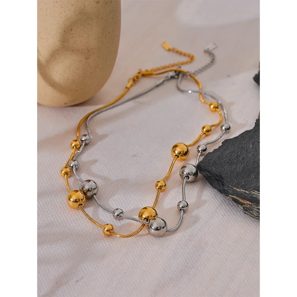 Isalene  Necklaces Stella Orb Necklace
