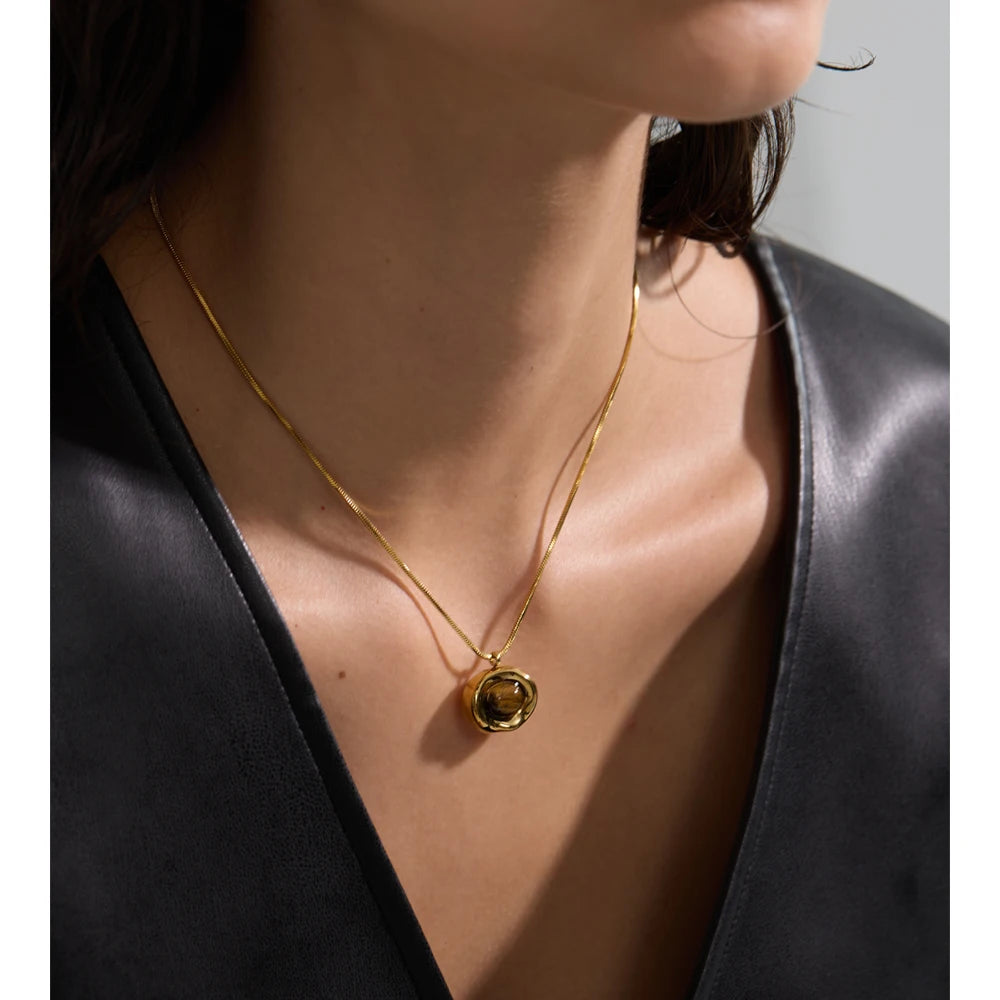 Isalene  Necklaces Valencia Tiger Eye Necklace