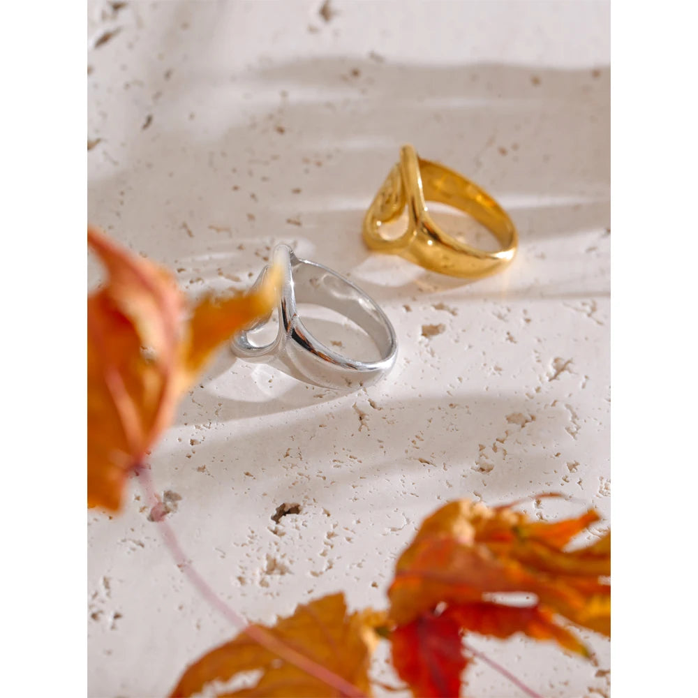 Isalene  Ring Aurelia Spiral Ring