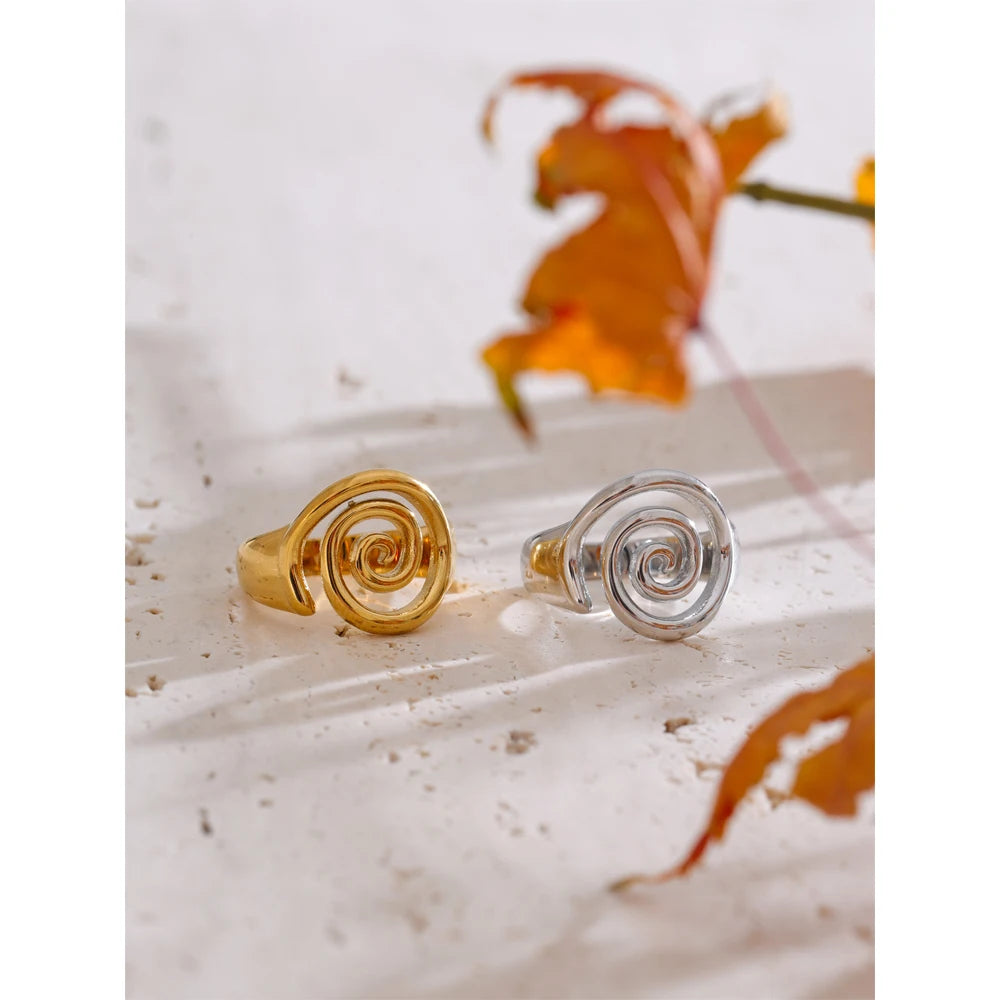 Isalene  Ring Aurelia Spiral Ring