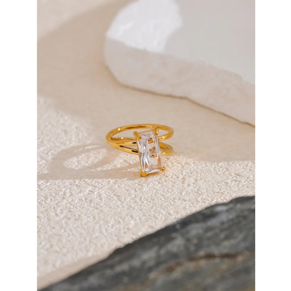 Isalene  Ring Aurora Emerald-Cut Statement Ring