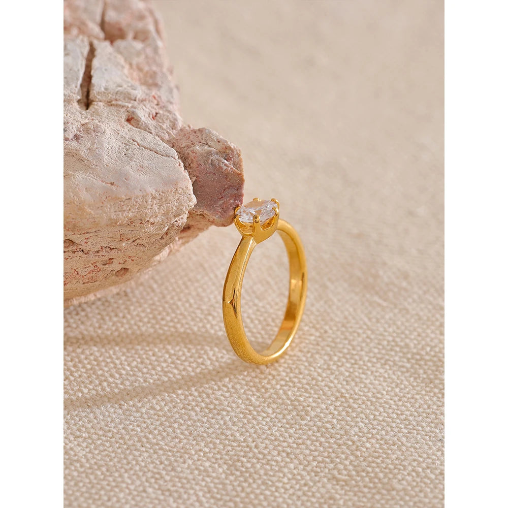 Isalene  Ring Aurora Round Solitaire Ring