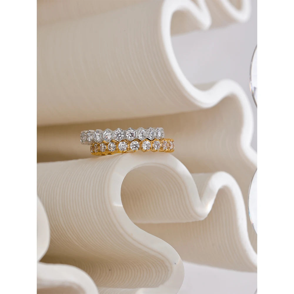 Isalene  Ring Aurora Scalloped Eternity Band