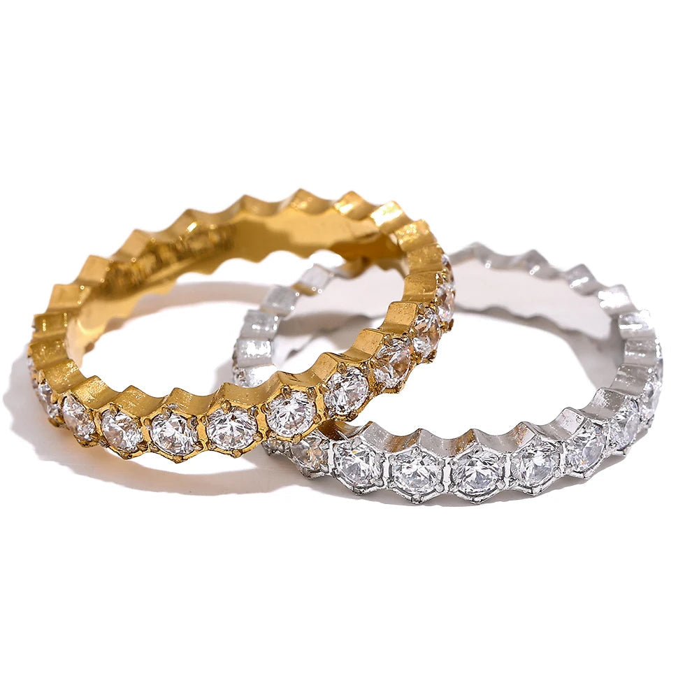 Isalene  Ring Aurora Scalloped Eternity Band