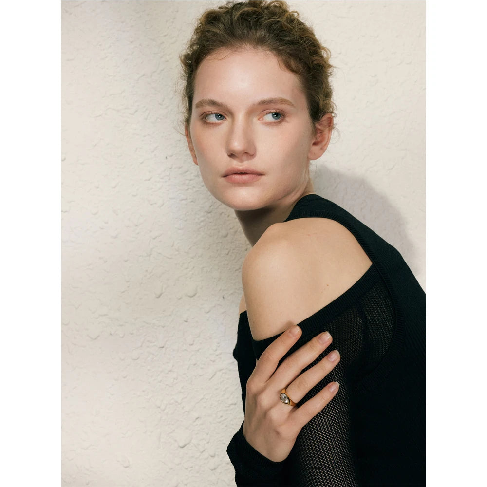 Isalene  Ring Aurora Teardrop Signet Ring