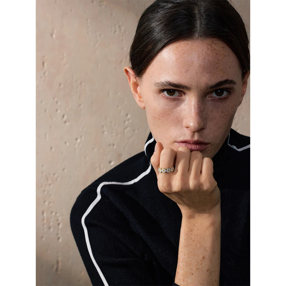 Isalene  Ring Daylight Daisy Band