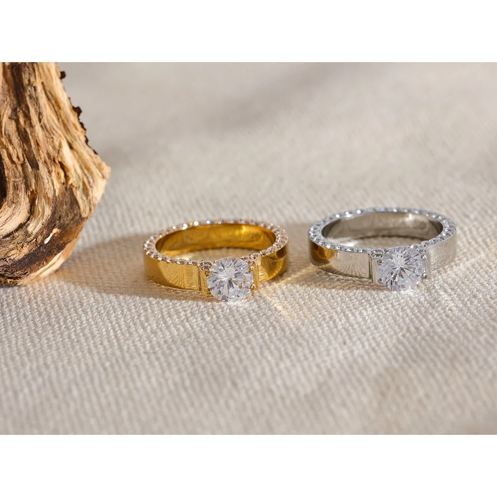 Isalene  Ring Élodie Pavé Ring