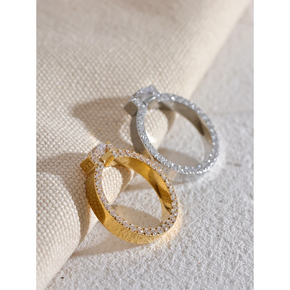 Isalene  Ring Élodie Pavé Ring