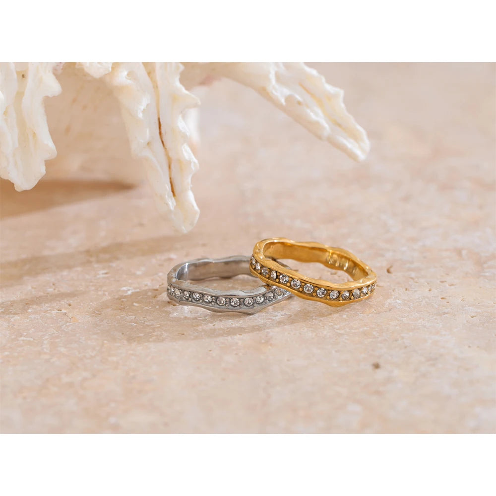 Isalene  Ring Elowen Wave Ring