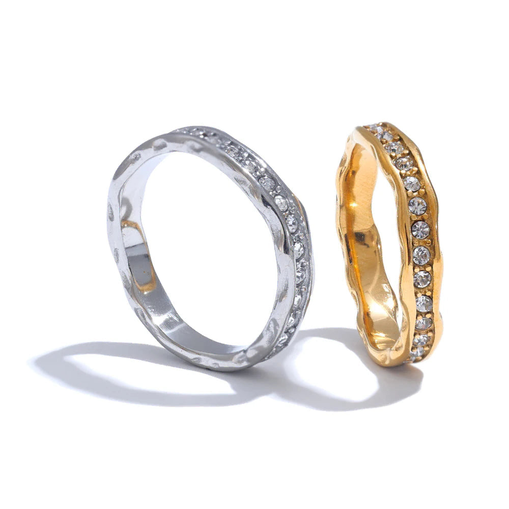 Isalene  Ring Elowen Wave Ring