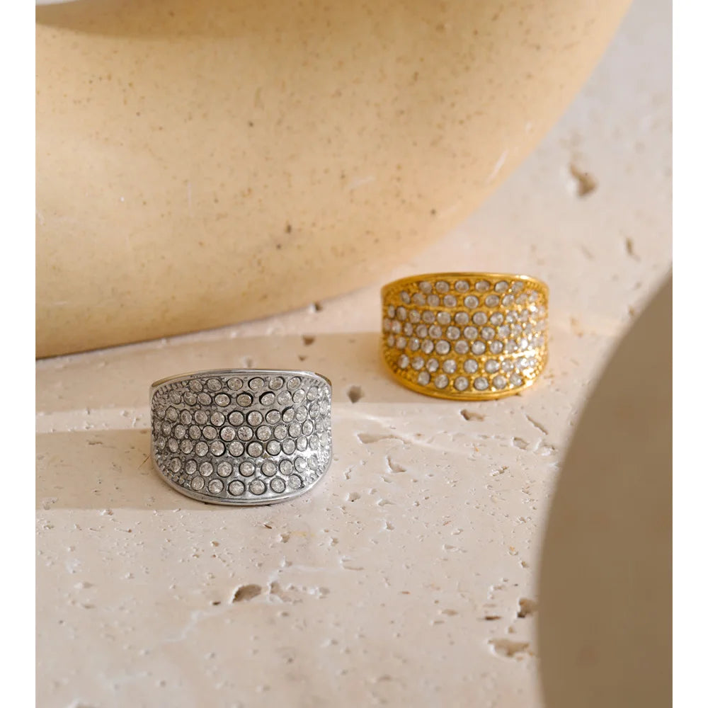 Isalene  Ring Estelle Pavé Ring