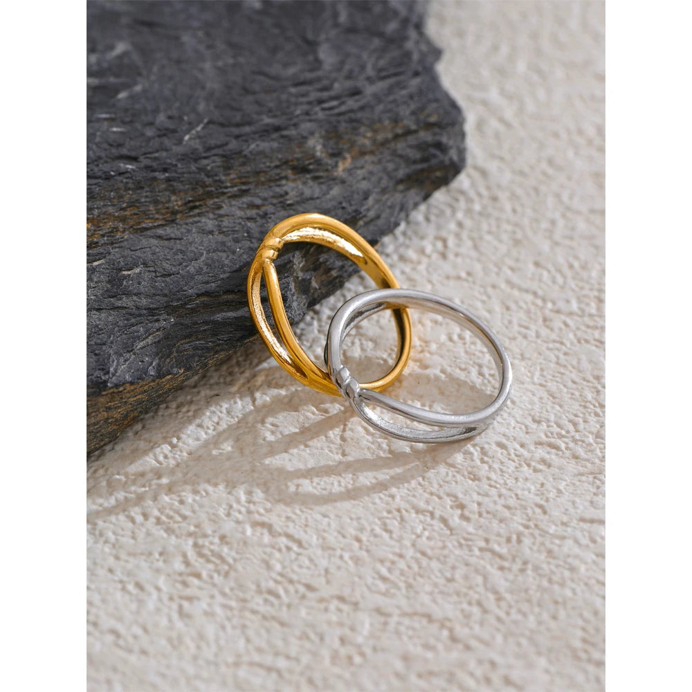 Isalene  Ring Everly Knot Ring