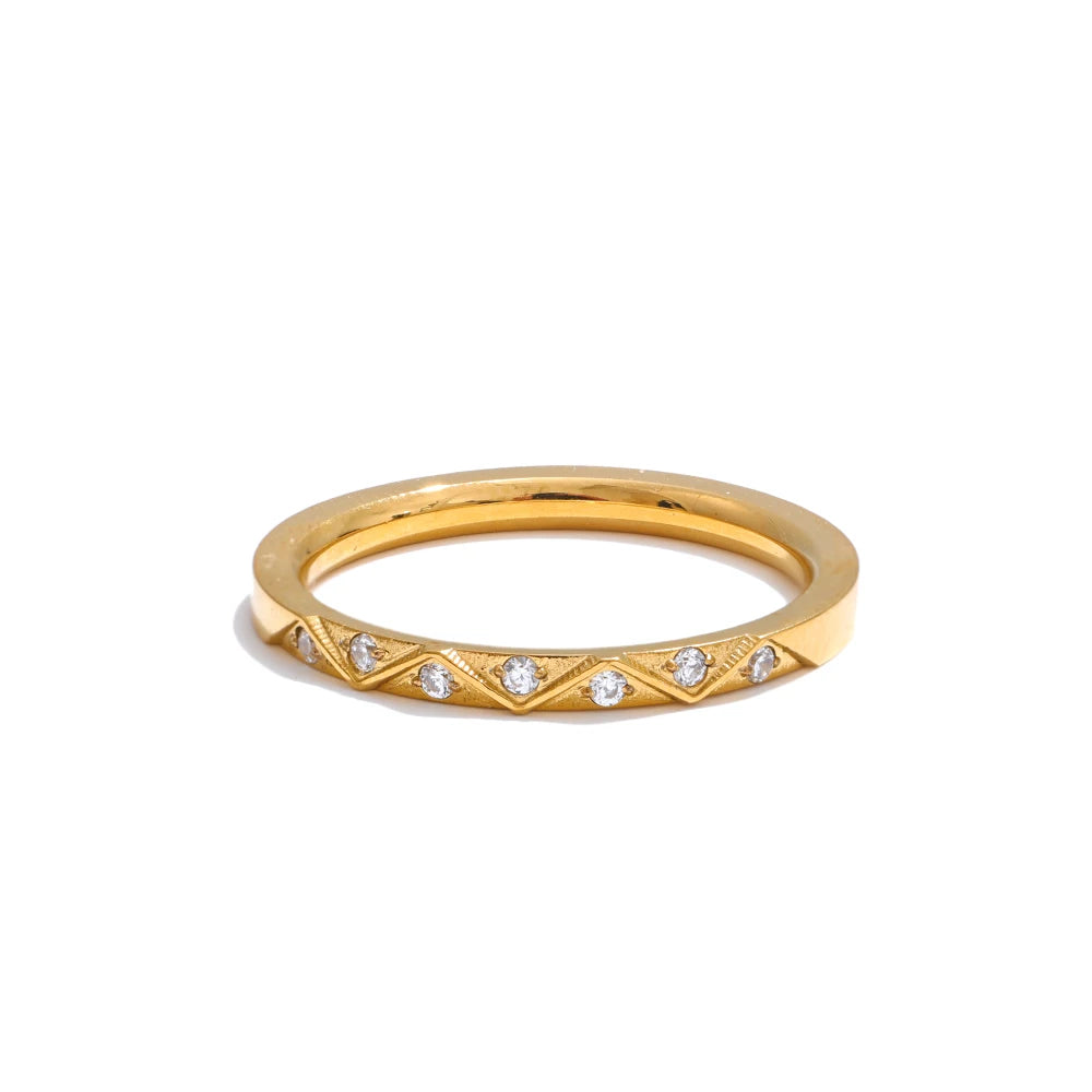 Isalene  Ring Gold / 6 Celestine Band Ring
