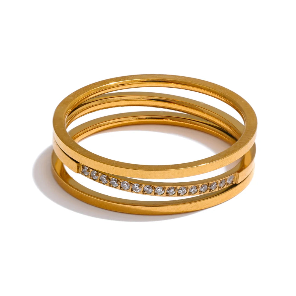Isalene  Ring Gold / 6 Luna Crystal Ring