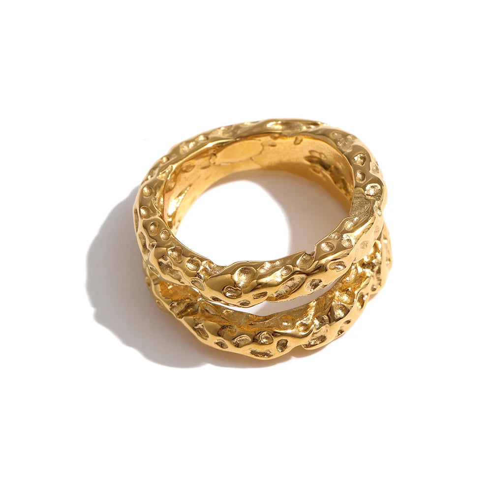 Isalene  Ring Gold / 6 Molten Texture Band Ring