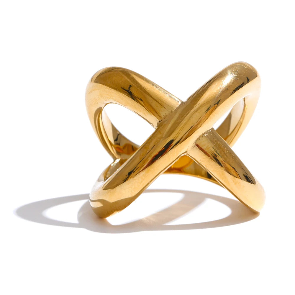 Isalene  Ring Gold / 6 Nova X Ring