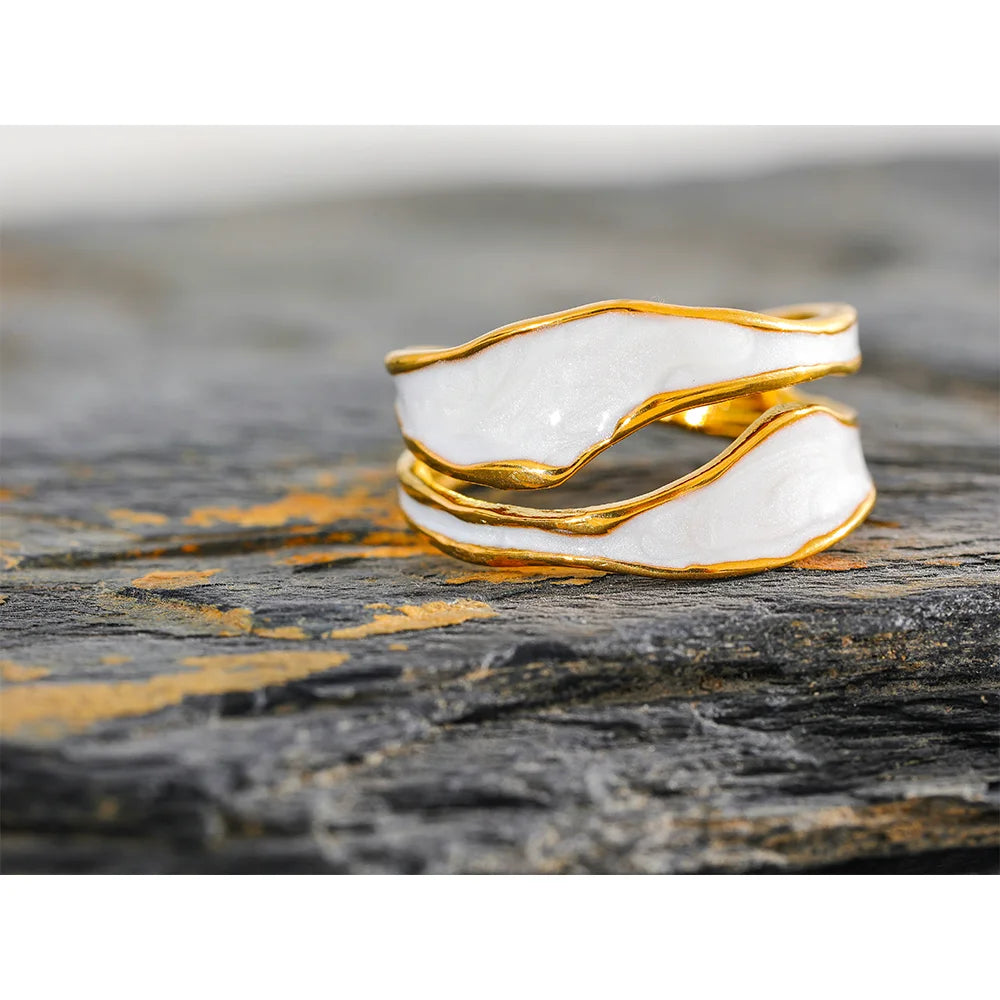 Isalene  Ring Gold / 7 Elara Enamel Ring