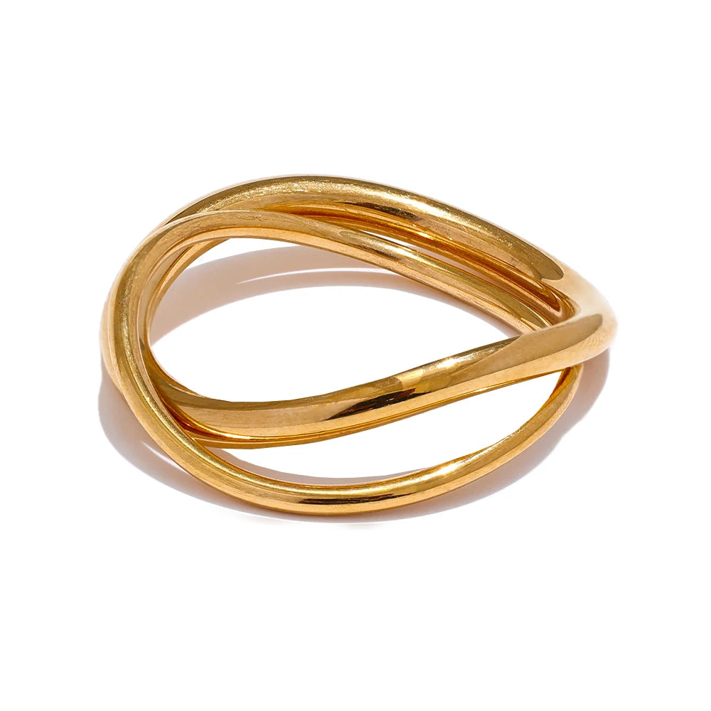Isalene  Ring Gold / 7 Infinity Twist Ring