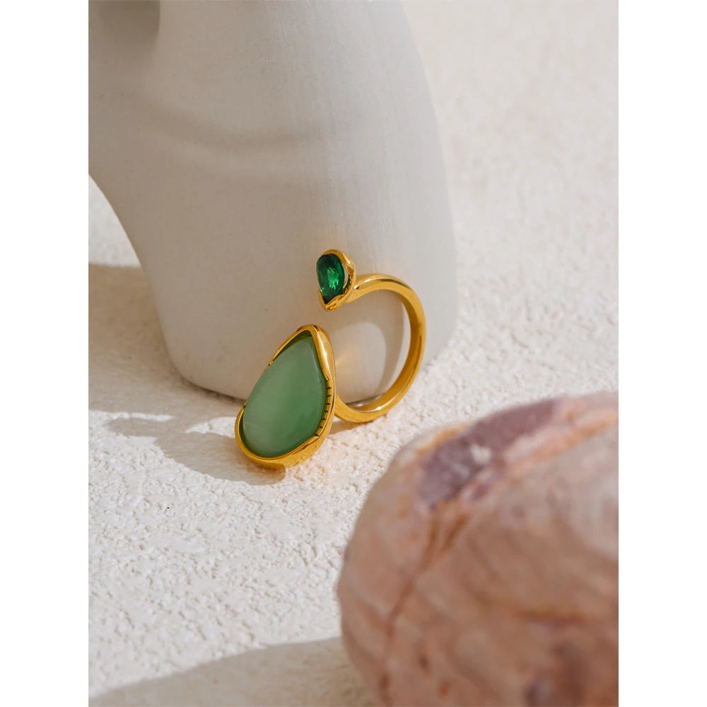 Isalene  Ring Gold / 7 Seraphine Greenstone Ring
