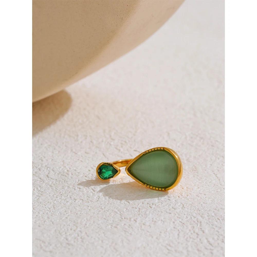 Isalene  Ring Gold / 7 Seraphine Greenstone Ring
