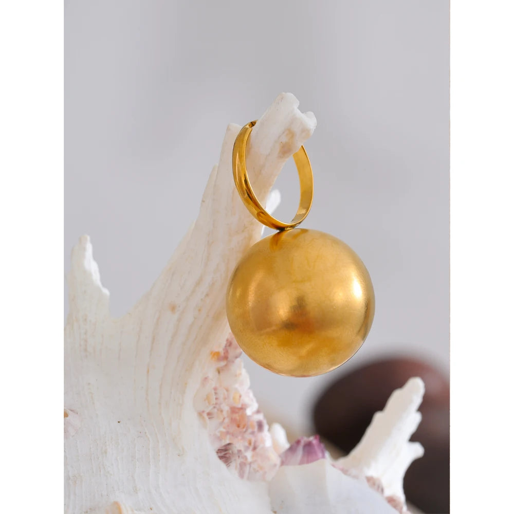 Isalene  Ring Gold / Adjustable Aura Line Ring