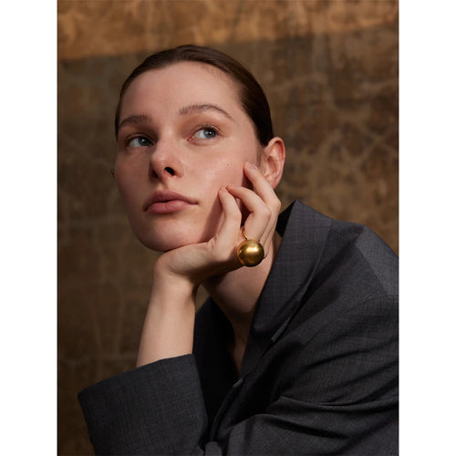 Isalene  Ring Gold / Adjustable Aura Line Ring