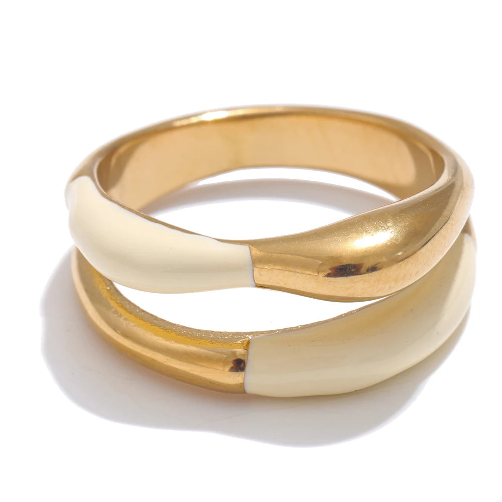 Isalene  Ring Gold / Cream / 6 Soft Curve Enamel Ring