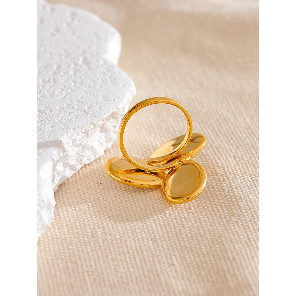 Isalene  Ring Gold Maelle Pearl Mosaic Ring