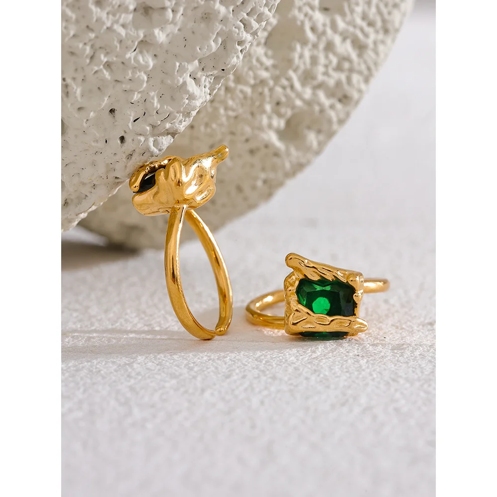 Isalene  Ring Green / 7 Verde Molten Open Ring