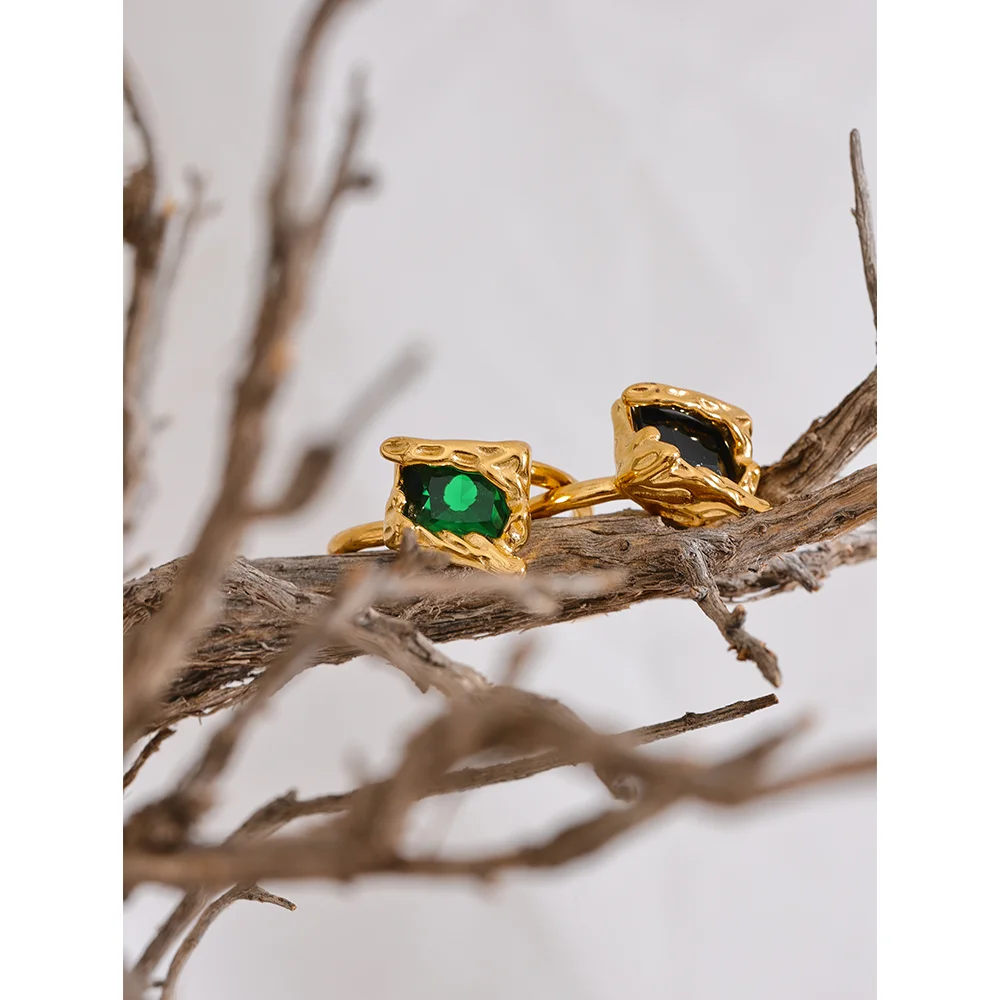 Isalene  Ring Green / 7 Verde Molten Open Ring